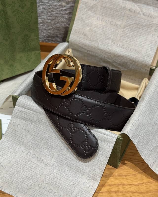 Signature Cowhide Leather Belt Interlocking Double G Buckle Belt. Crafted from S