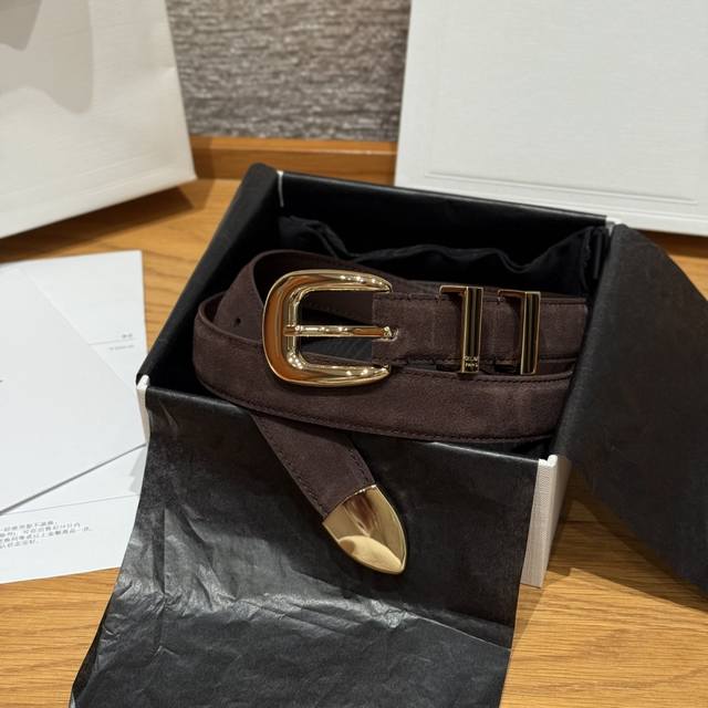 Western Medium 25mm Leather Belt This belt is made of suede cowhide leather with