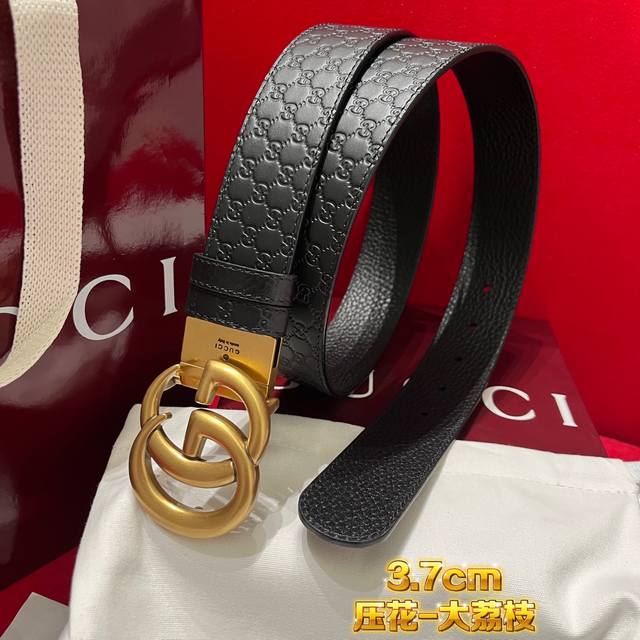 Top-tier replica of the original from Giorgio Armani, 3.7mm wide. A classic desi