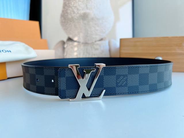 Louis Vuitton men's belts go beyond mere functionality, adding a touch of style