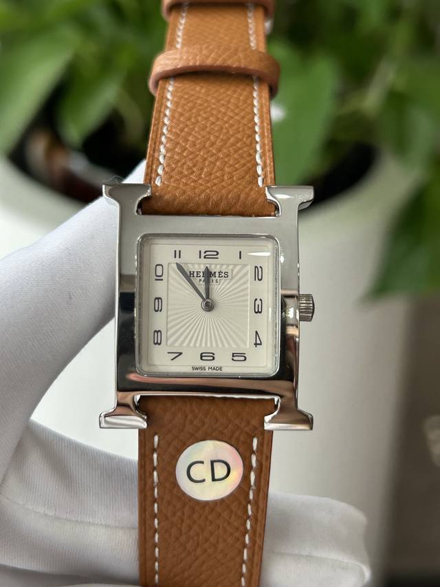 独家实拍图 Hermes Swiss Movement Battery Watch 女士腕表推荐款 爱马仕女士腕表 瑞士机芯