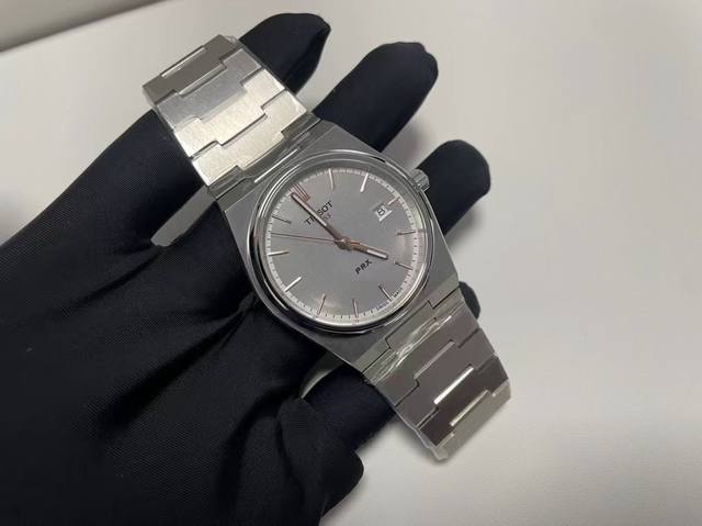 T-Assic Series Super Player X 316L Stainless Steel Case Quartz Movement Men's Wa