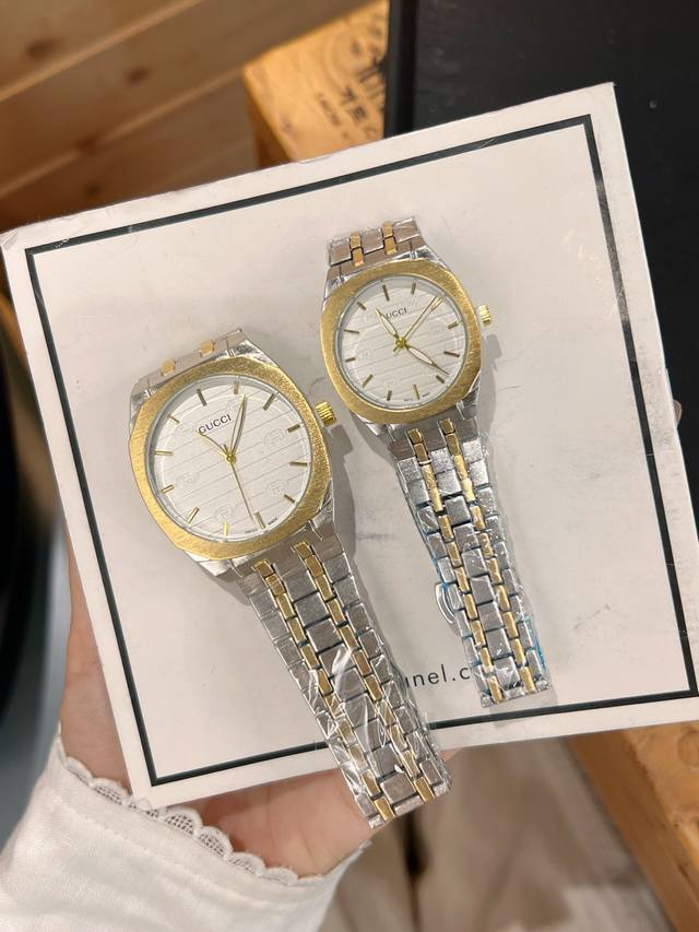 Brand: Gucci. Movement: Quartz movement. Crystal: Top-grade gold-plated stainles