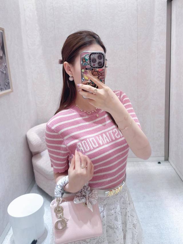 孔雀石、青金色、绿松石 白、黑、红、粉色 我们出品 罗盘手链 Zp18 + 认准唯一一家真正购入珠宝类Z批开发的，可订做真金真钻版，只做对版真金货，价询客Fu