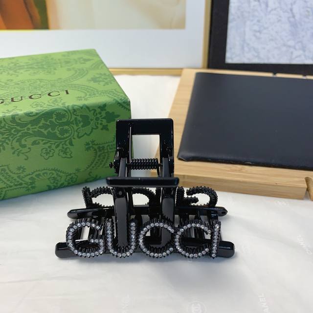 Gucci Hair Clip Czech Rhinestone Logo Claw Clip - Elegant, Versatile, Everyday E