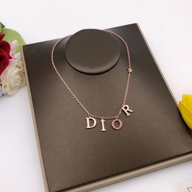Item No. Dxl0140 Dio* Latest Rose Gold Necklace with Matching Colored Diamonds,