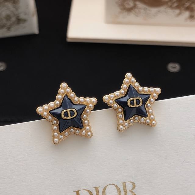 Item No. Ded0716 Dio* Latest style blue star earrings, consistent with batch Z,