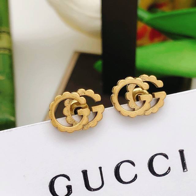 Item No. Ged0221 Gucc* Latest Matte Mini Earrings, Same as Zp, Brass Material DD