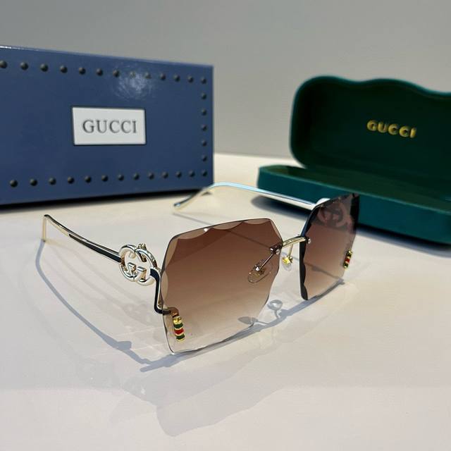Gucci古奇新款首发太阳镜 男女同款
