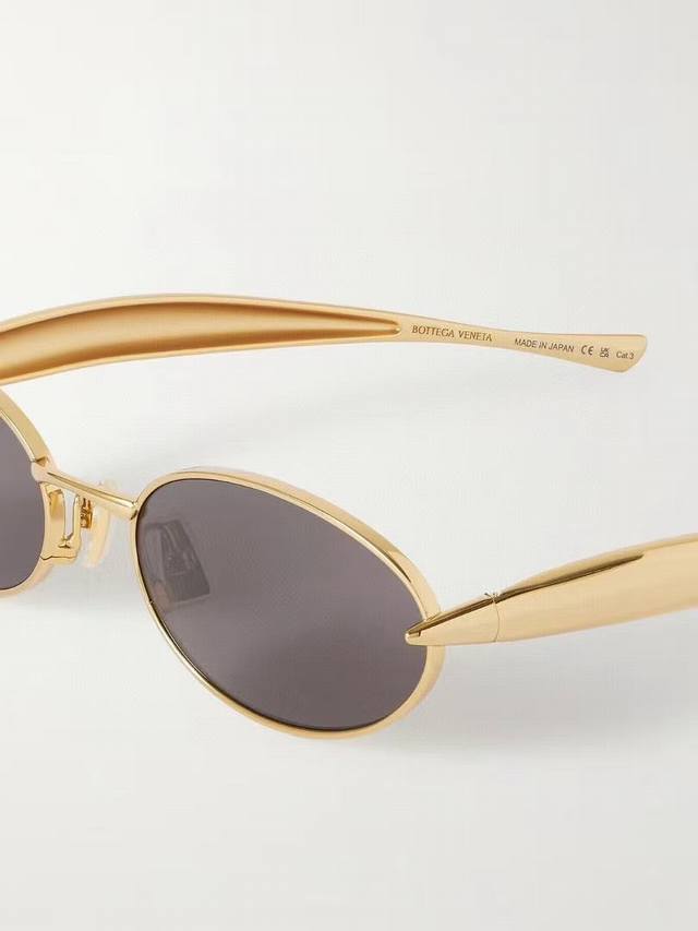 Bottega Venet*Model: Bv1386Ssize: 57 ports 21-135 DDD