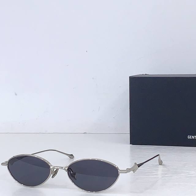 Gentle Monste* Bold Series Sunglasses 100% Pure Titanium Frame Mod: Eden Titaniu