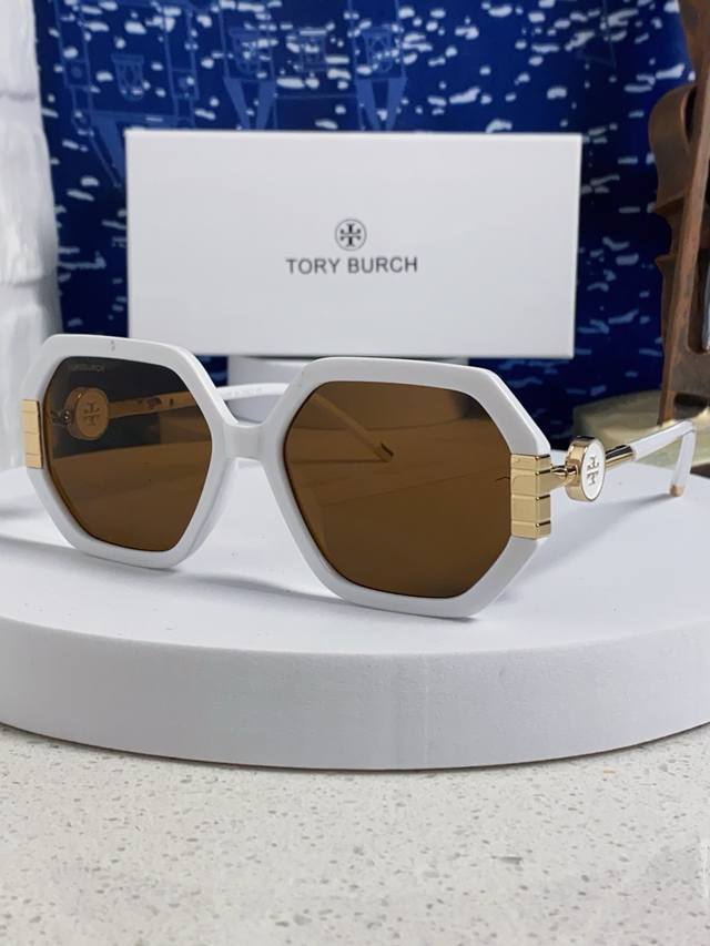Tory Burch 2026 European and American Fashionable Avant-garde Anti-UV Polygonal