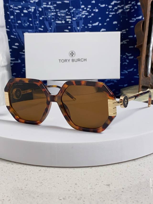 Tory Burch 2026 European and American Fashionable Avant-garde Anti-UV Polygonal