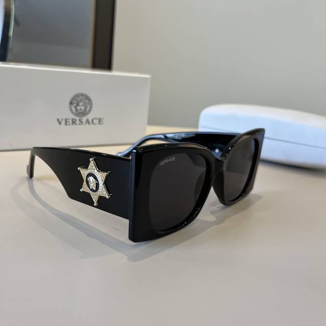 Versace stylish sunglasses with a European and American flair, unisex sunshades,