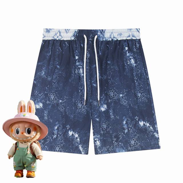 上新 高版本louis Vuitton 路易威登 扎染老花拼色沙滩裤驴家 26Ss 夏日爆款，一眼吸睛的撞色扎染设计左右不对称拼接老花图案，将复古与街头感完美融