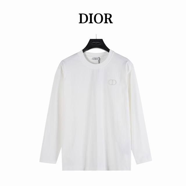 Dior 迪奥 经典cd字母刺绣长袖 采用定制面料。添加杜邦公司sorona 索罗娜 材料，亲肤性好、长效抗菌、防螨，更耐洗，棉线经过反复处理，移除劣质段粗纤维