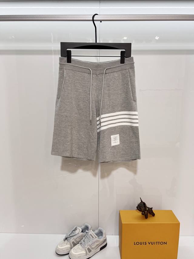 Thom Browne 2026 Ss New Knit Shorts. Made with custom wafer weave and jacquard k