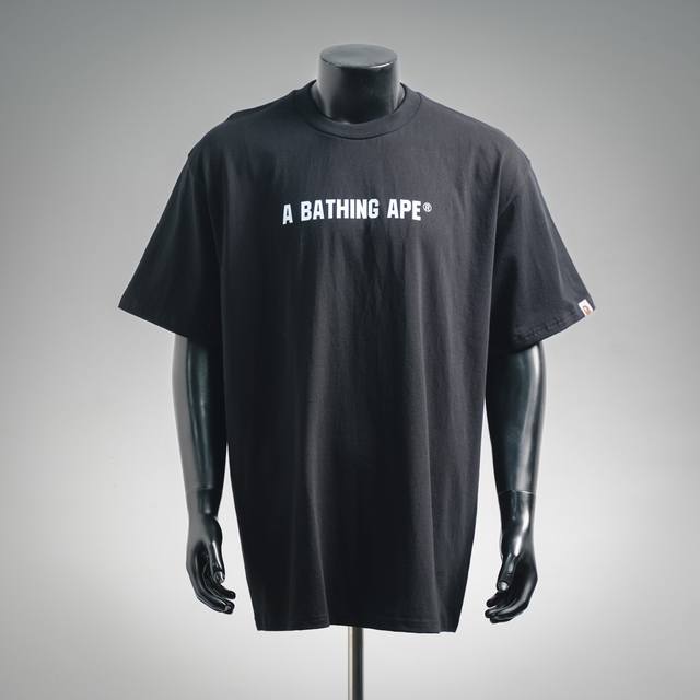 Bape 26Ss Classic Red Label Ape Head Print Short-Sleeve T-Shirt. Size: M-XL Bape 26Ss Classic Red Label Ape Head Print Short-Sleeve T-Shirt. Size: M-XL