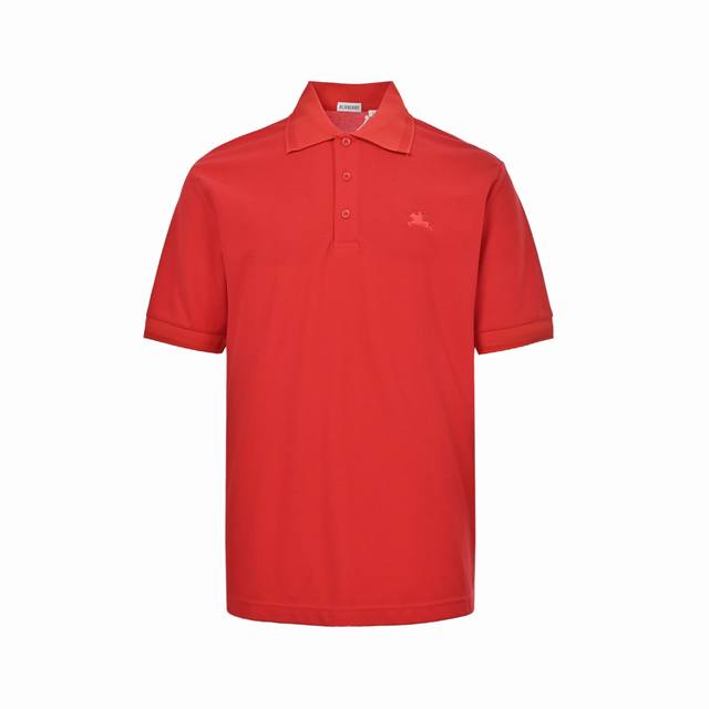Burberry 巴宝莉战马格子门禁polo短袖原版3750购入，选用 G棉质珠地网眼布面料打造，定制定染。蜂窝明显。颜色按原版定染。绣有专属战马标识图案。搭配