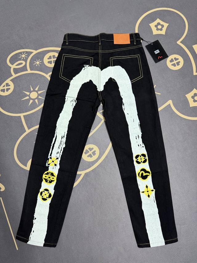 S07 Evisu Lucky God Logo Print Jeans, unisex, high-elastic denim fabric, heavywe S07 Evisu Lucky God Logo Print Jeans, unisex, high-elastic denim fabric, heavywe