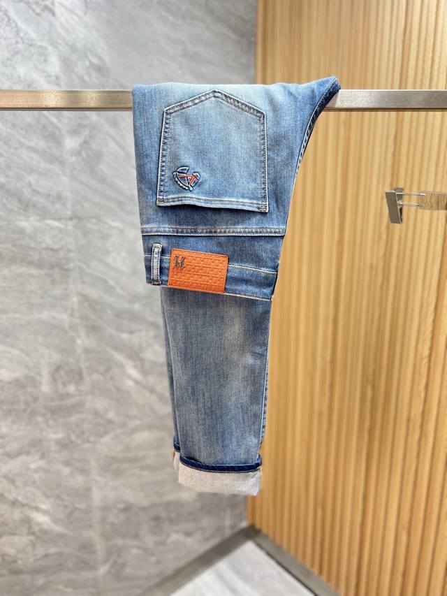 Hermes 爱马仕 2026春夏新品 三标齐全 牛仔裤 好货不用过多介绍 看细节 专柜码数：29-38 175 140上身32码