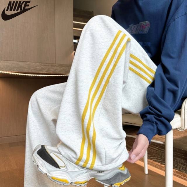 耐克nike秋季新款，男女同款松紧腰抽绳百搭显瘦宽松阔腿直筒拖地裤，男士运动裤，健身裤！这条裤子带你发现新大陆，！！！高品质神裤，垂坠软糯，梨形小粗腿必备神器！