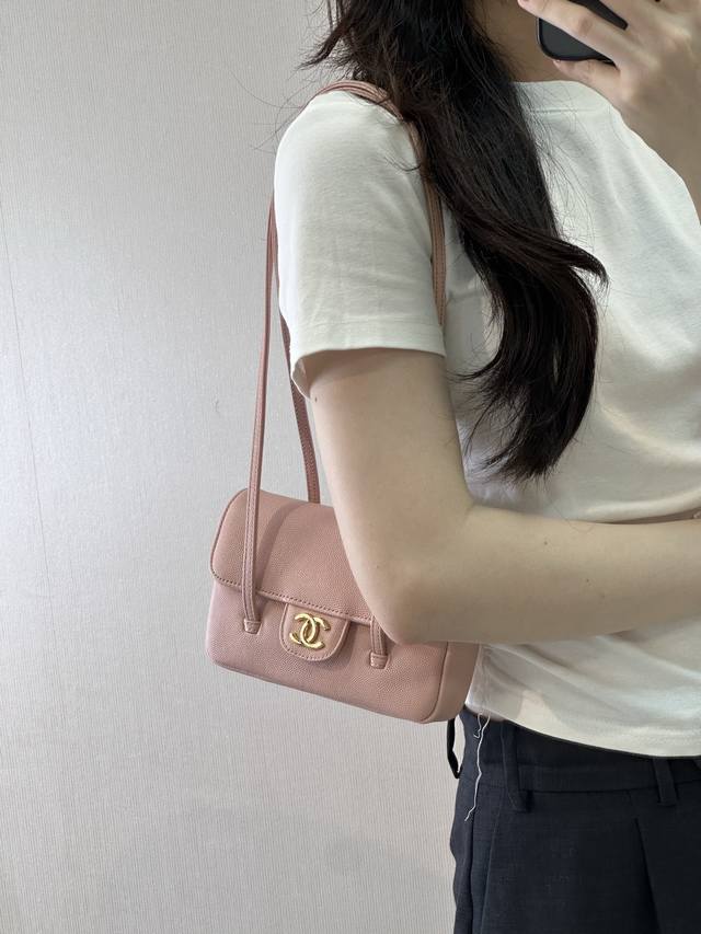 对图品质 原厂皮 900 Mini 小号 preppy Coco26p腋下包 5068 粉色 Mini上身