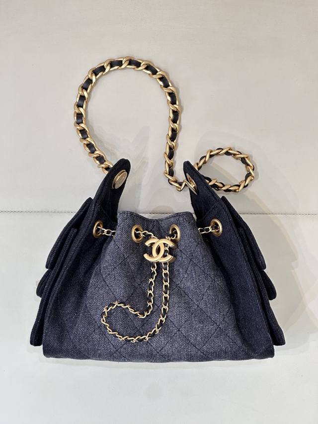 对图品质 原厂皮！25Bagmini 小号 中号 1200 1400 5631 牛仔 黑又酷又飒的水桶包造型颜值好高啊！水洗牛仔满满的慵懒即视感！