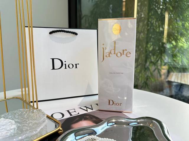 原单品质dior 迪奥 J'Adore Infinissime 真我香水-迪奥真我j'Adore Dior香水系列的一款新香水， 年9月上市，新香水名为j'Ad