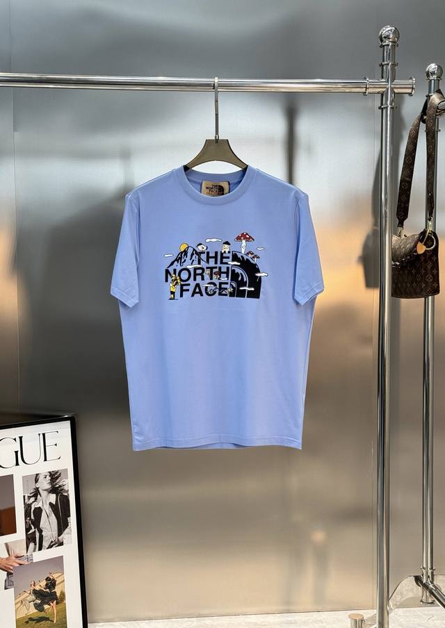 The North Face x Gucci collaboration mercerized cotton T-shirt. Made of 190g mer