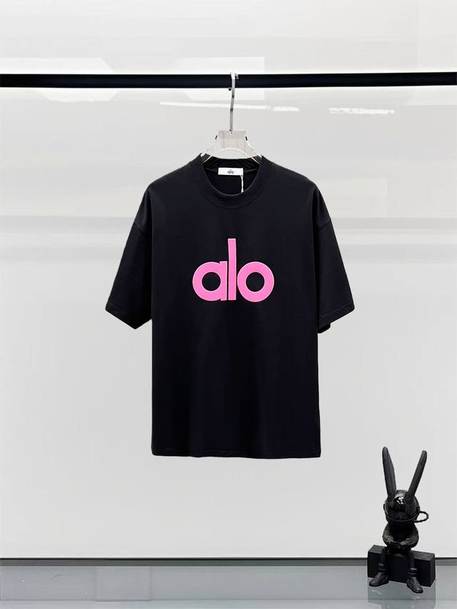Alo Logo立体硅胶字母短袖logo标识精致原版面料 官方同款 短袖t恤定制280克同缸染纯棉双纱面料 手感非常舒服 春夏砖柜同步 时尚又个性 超级百搭好看