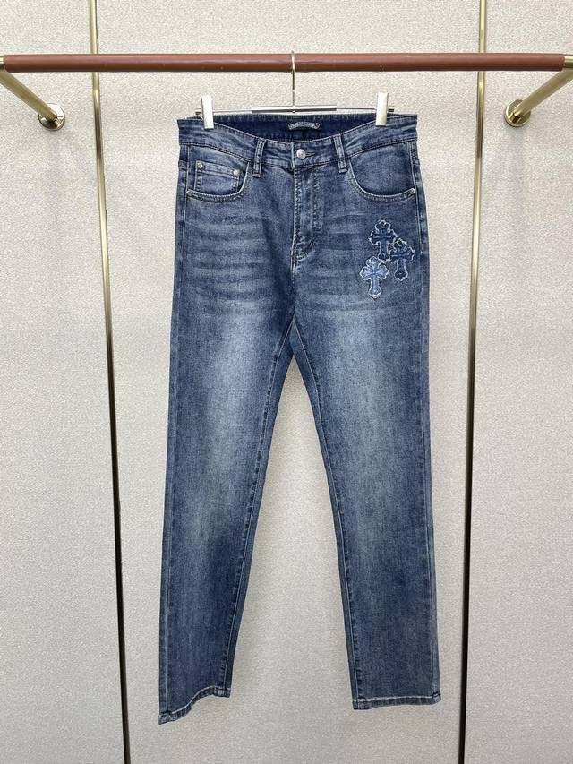 Chrome Hearts克罗心砸锅卖铁都要上的新款新款休闲牛仔裤高端版本 专柜定制面料 透气舒适度高，细节无可挑剔，品牌元素设计理念，体现高品质。手感细腻柔软