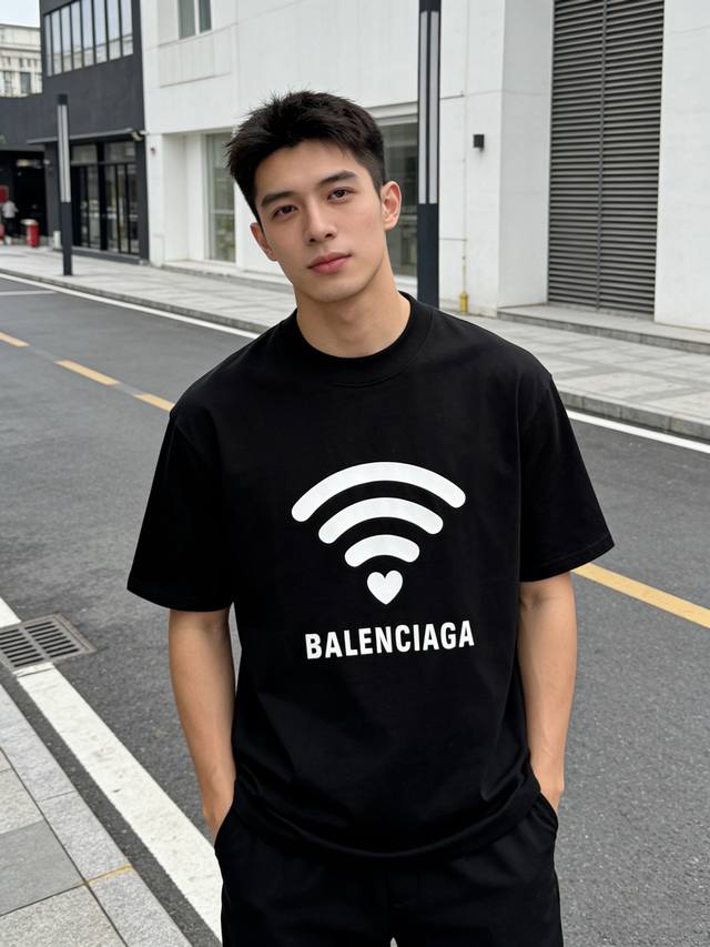 Balenciaga 巴黎世家 2026春夏新品 三标齐全 圆领纯棉短袖t恤 专柜码数：M-Xxxl 175 140建议l