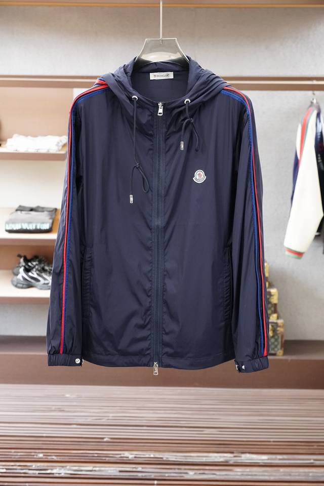 蒙口_2026 Ss新品火爆上市质量工艺设计剪裁16836Mcs197500001 26夹克 甄选定制高端品牌夹克 兼具柔软亲肤与抗皱质感 版型好 日常穿着舒适