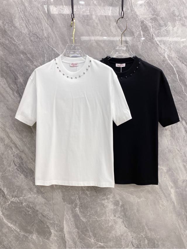 Vltn Valentino 2026 Spring Summer New Arrival - Latest Short-Sleeve Crew Neck T- Vltn Valentino 2026 Spring Summer New Arrival - Latest Short-Sleeve Crew Neck T-