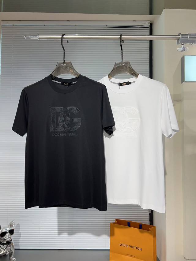D*G Dolce & Gabbana 2026 Spring Summer New Men's Short-Sleeve T-Shirt! A high-en