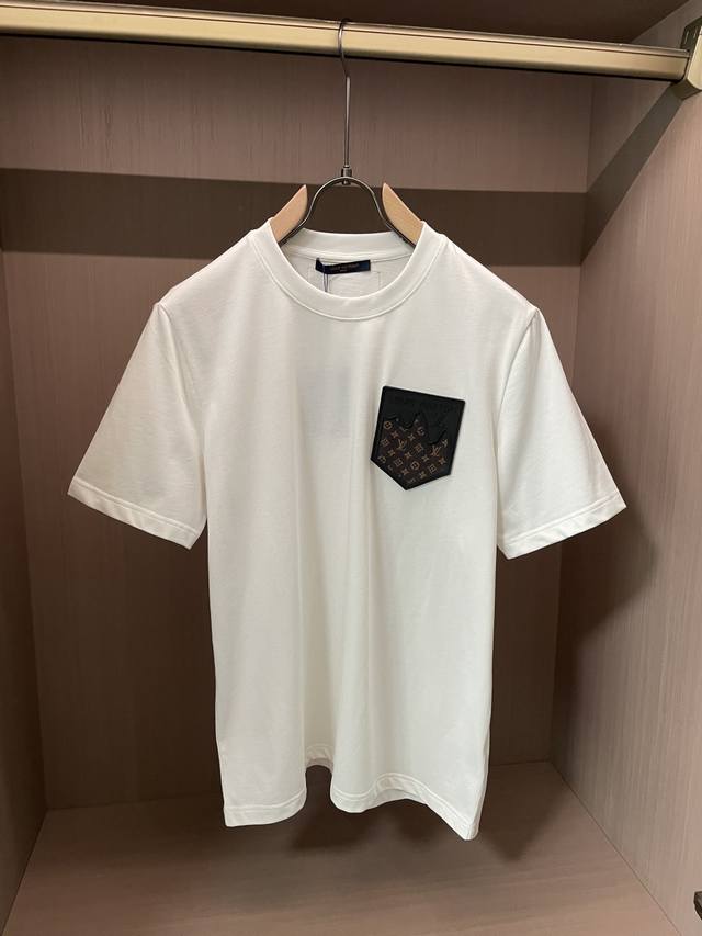 Lv 2026 Spring Summer Classic Style, simple yet sophisticated. The pure base col Lv 2026 Spring Summer Classic Style, simple yet sophisticated. The pure base col