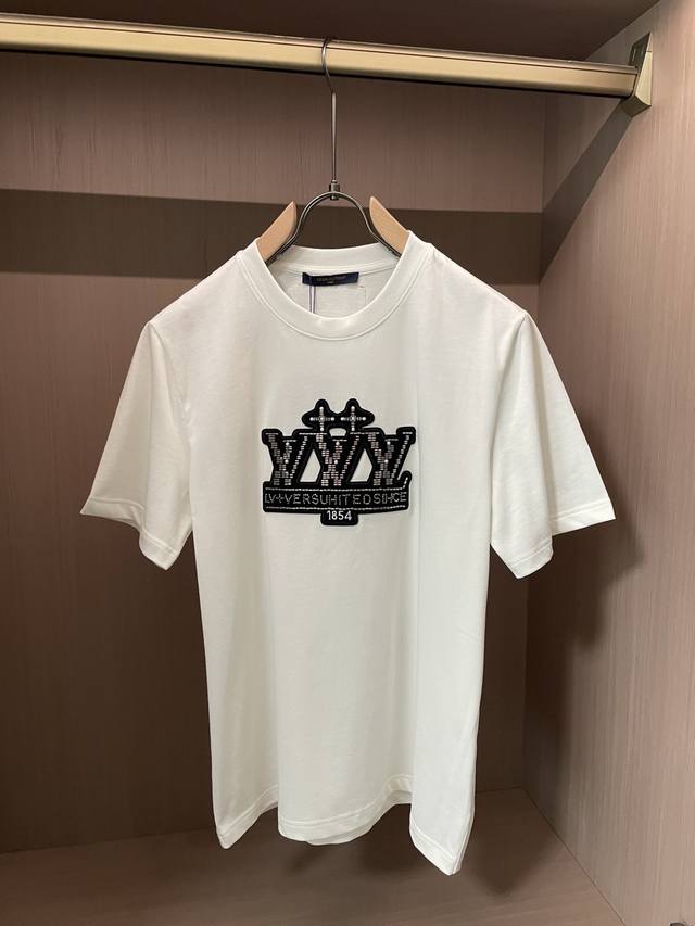 Lv 2026 Spring Summer Classic Style, simple yet sophisticated. The pure base col Lv 2026 Spring Summer Classic Style, simple yet sophisticated. The pure base col