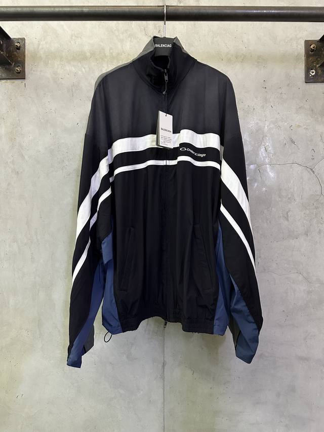 Balenciaga 25Fw Color Block Windbreaker Jacket. Fabric: Windbreaker fabric piece Balenciaga 25Fw Color Block Windbreaker Jacket. Fabric: Windbreaker fabric piece