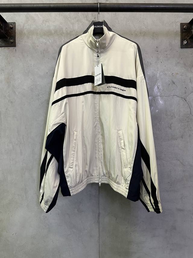 Balenciaga 25Fw Color Block Windbreaker Jacket. Fabric: Windbreaker fabric piece Balenciaga 25Fw Color Block Windbreaker Jacket. Fabric: Windbreaker fabric piece