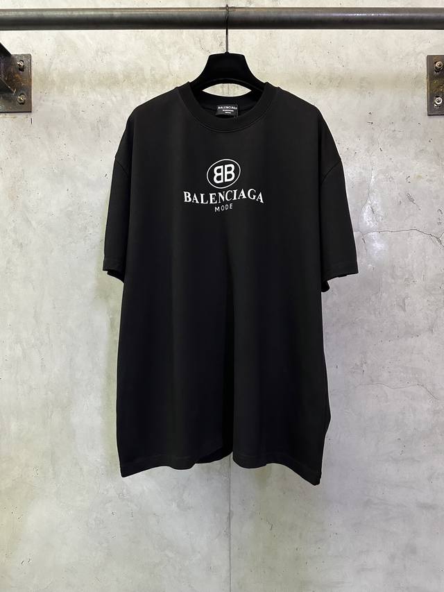 Heavyweight 400G Short-Sleeve Balenciaga Double B Logo Print T-Shirt. Fabric: Hi Heavyweight 400G Short-Sleeve Balenciaga Double B Logo Print T-Shirt. Fabric: Hi