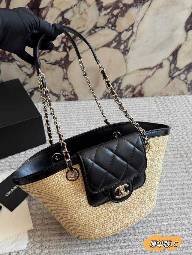 High-end couture! No box. Size: Bottom width 28*Top width 50*26cm. The new Chane
