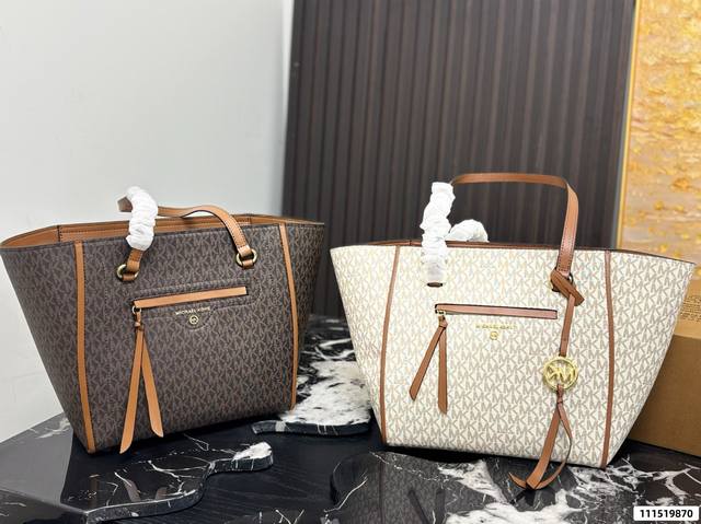 Comes with gift box. Size: 28*28. Mk chain tote bag. Stylish and perfect for eve Comes with gift box. Size: 28*28. Mk chain tote bag. Stylish and perfect for eve