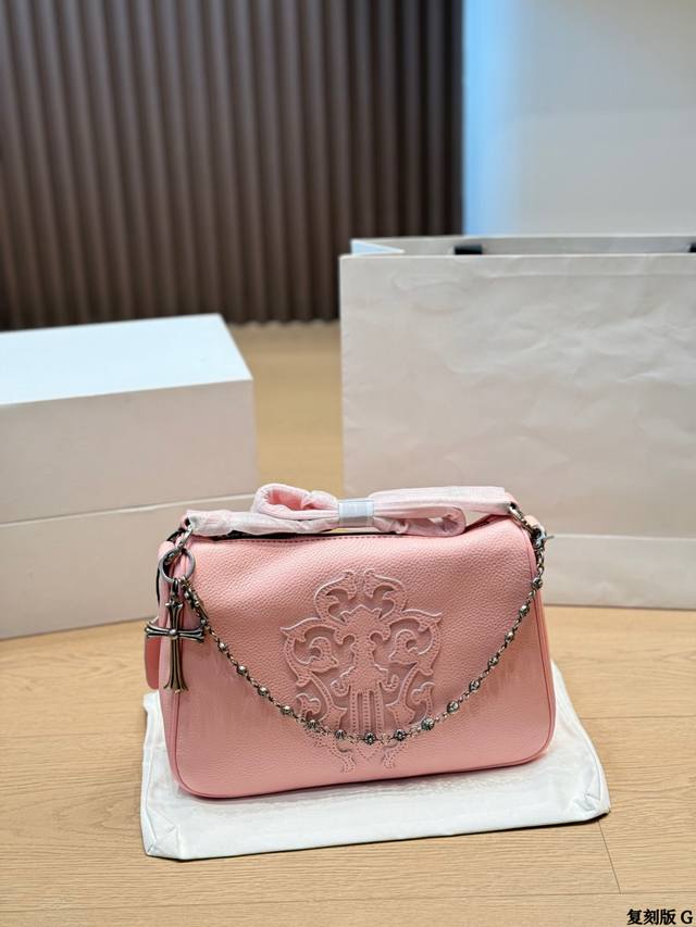 This replica Chrome Hearts limited edition Vine Sword Chicken Nugget bag is made