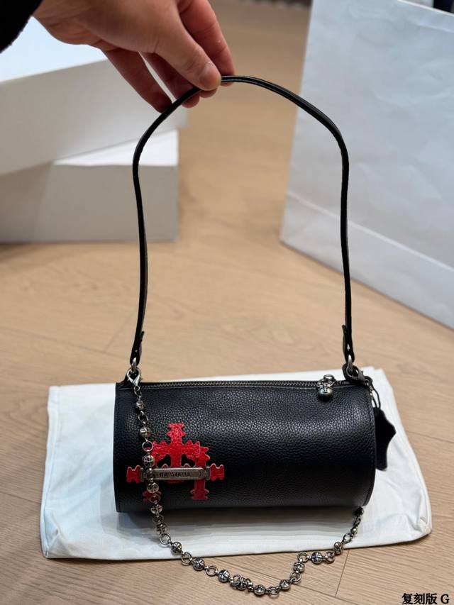 Replica Chrome Hearts Black Pen Holder Bag. This Chrome Hearts black pen holder
