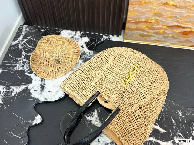 Bag and Hat: Saint Laurent (YSL) woven tote bag. Very high-quality, super spacio Bag and Hat: Saint Laurent (YSL) woven tote bag. Very high-quality, super spacio