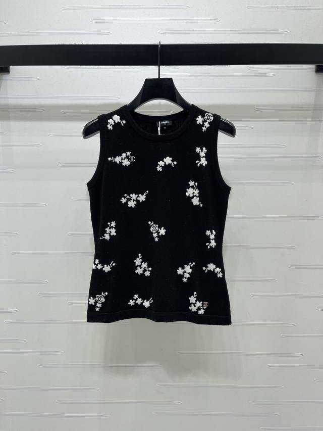 Original, high-quality women's vest with packaging, newly released! Chanel* 2026