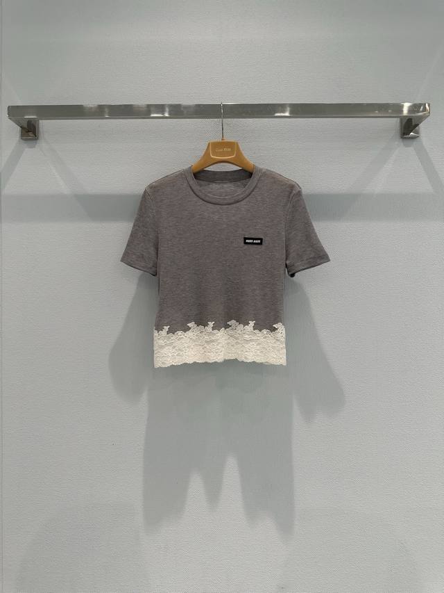 Original quality women's Miu Mi* grey lace-trimmed short-sleeved t-shirt with pa