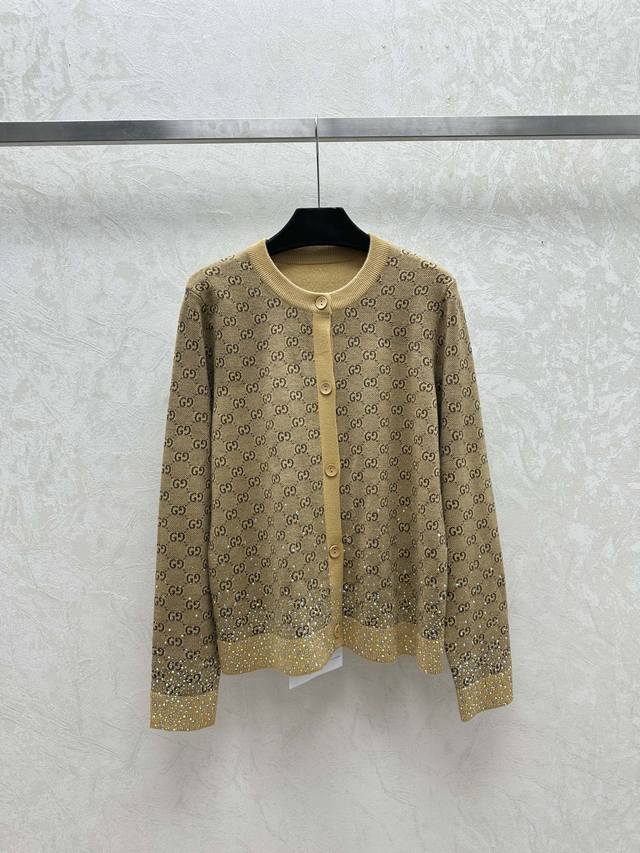 Original high-quality women's clothing with packaging from G brand - actual phot
