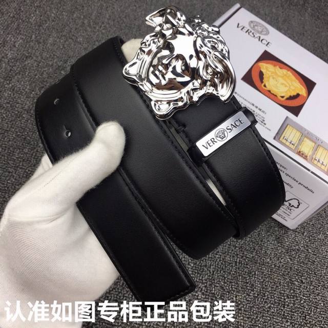 品牌：Versace.范思哲 型号：原单！请认准如图专柜包装等级：意大利进口百分百头层牛皮，范思哲.Versace，世界著名奢侈品品牌，美人头经典之作，进口头层